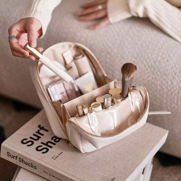 Sac beige de maquillage Premium